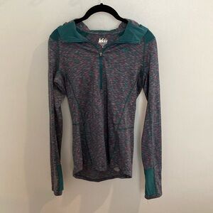 2/$30 💜💚 REI Screeline hoodie 💜💚 small